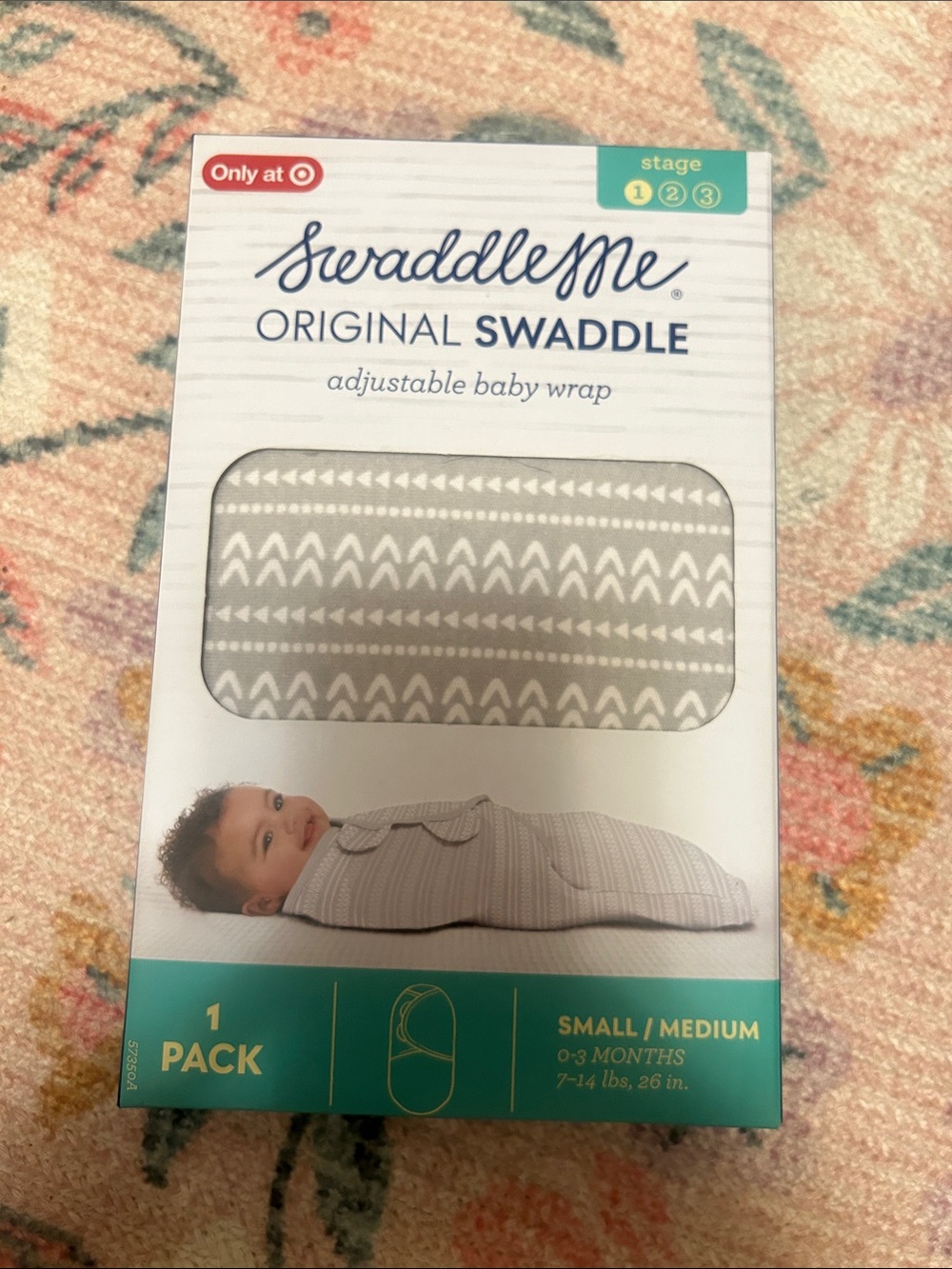 SwaddleMe Original Swaddle by SwaddleMe - Gray and White Arrow Pattern
